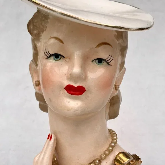 1956 Napco Lady in Pearls Head Vase C2637A - Picture 2 of 15